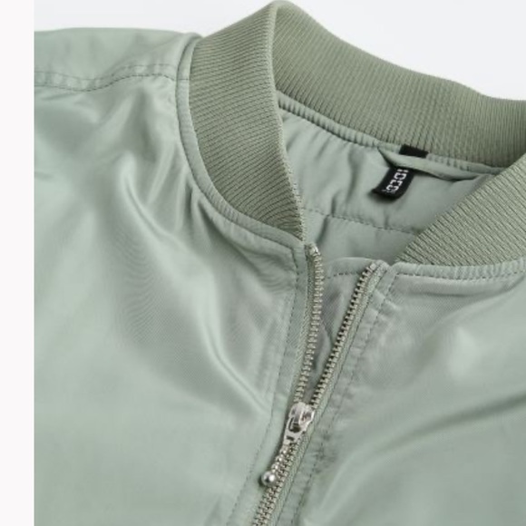 H&M Bomber Jacket - moto Divided jacket. Padded bomber jacket Mint Green XS NEW - Picture 5 of 14